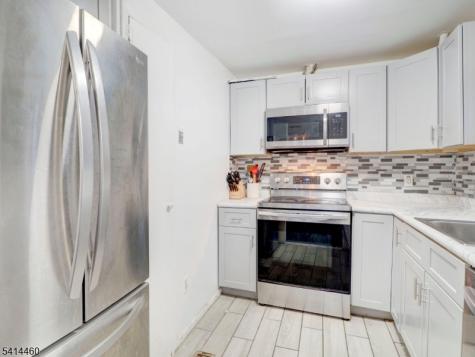 352 N Oraton Parkway East Orange NJ 07017