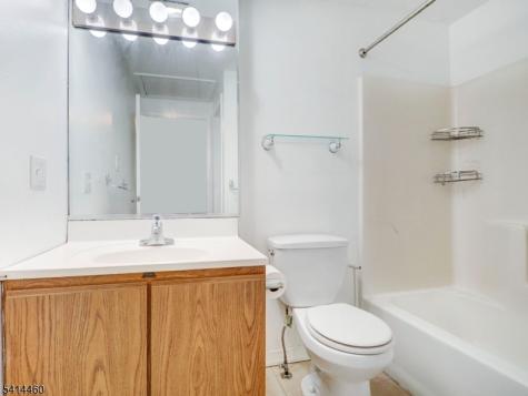 352 N Oraton Parkway East Orange NJ 07017