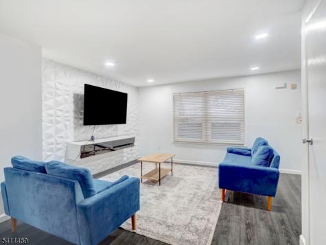 352 N Oraton Parkway East Orange NJ 07017