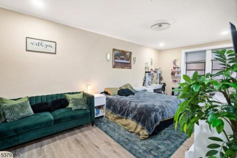 821 Bergen Avenue Jersey City NJ 07306