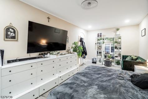 821 Bergen Avenue Jersey City NJ 07306