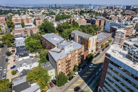 821 Bergen Avenue Jersey City NJ 07306