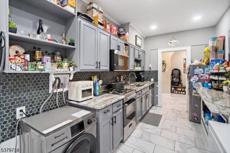 821 Bergen Avenue Jersey City NJ 07306