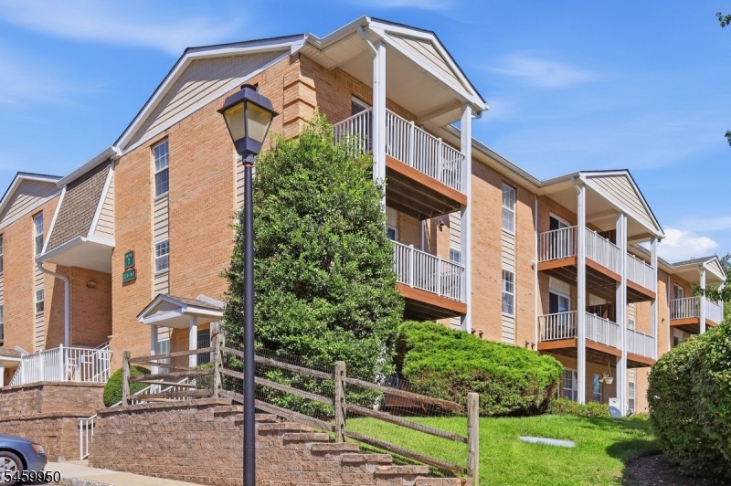 184 Vista Drive Hanover NJ 07927