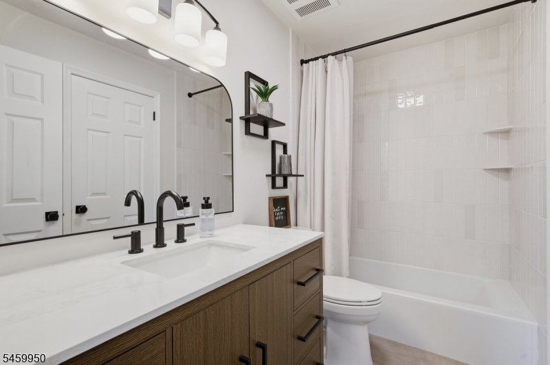 184 Vista Drive Hanover NJ 07927