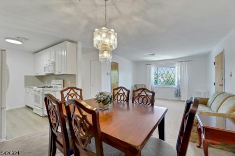 846 Riverside Avenue Lyndhurst NJ 07071