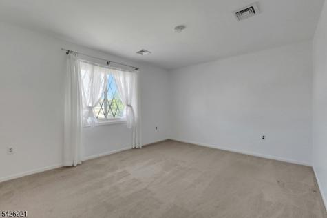 846 Riverside Avenue Lyndhurst NJ 07071