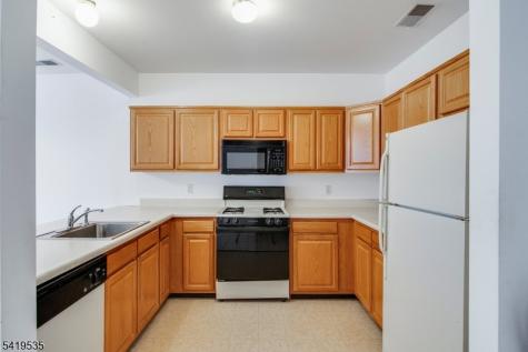 4202 Cleveland Lane Rockaway NJ 07866