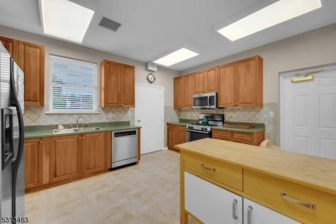 30 Victoria Drive White NJ 07823