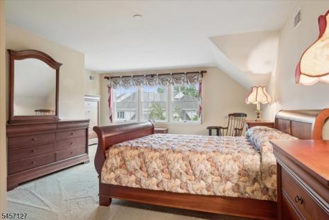 24 Benedict Crescent Bernards NJ 07920