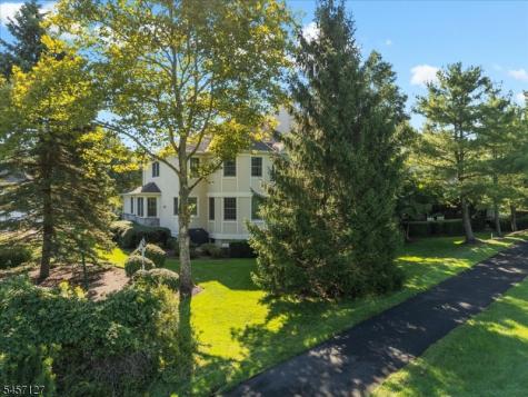 24 Benedict Crescent Bernards NJ 07920