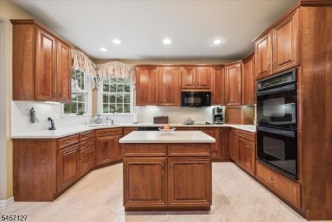 24 Benedict Crescent Bernards NJ 07920