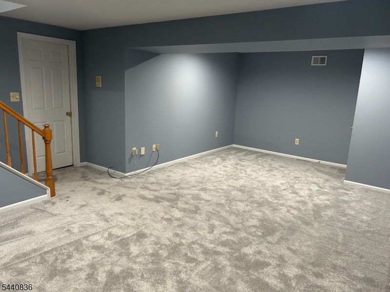 42 Myrtle Court Readington NJ 08889