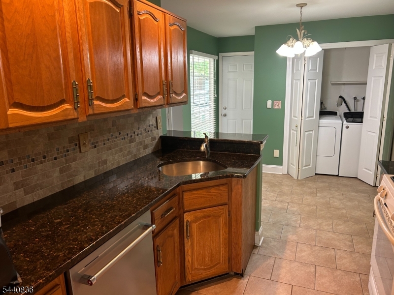 42 Myrtle Court Readington NJ 08889