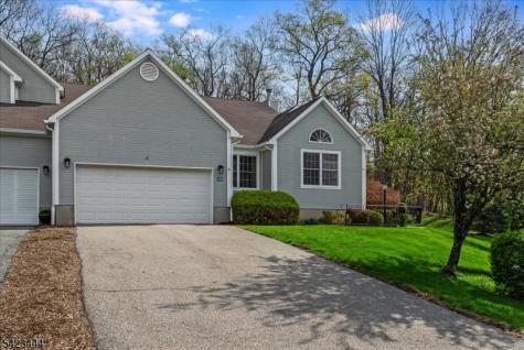 126 Worcester Drive Wayne NJ 07470
