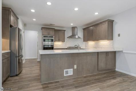 126 Worcester Drive Wayne NJ 07470