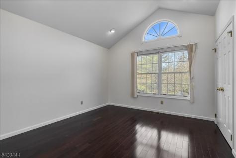 126 Worcester Drive Wayne NJ 07470