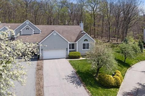 126 Worcester Drive Wayne NJ 07470