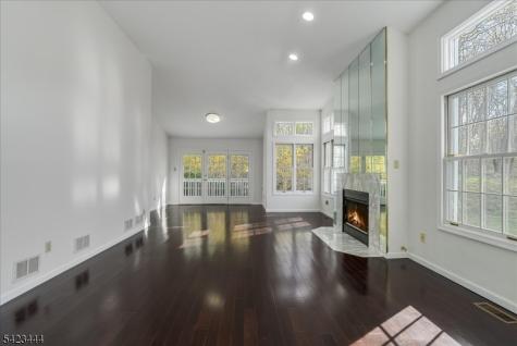 126 Worcester Drive Wayne NJ 07470