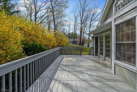 126 Worcester Drive Wayne NJ 07470