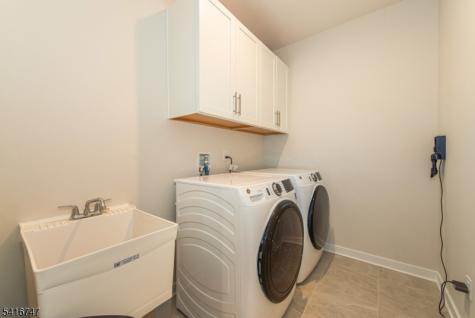 24 Willow Lane Parsippany-troy Hills NJ 07054