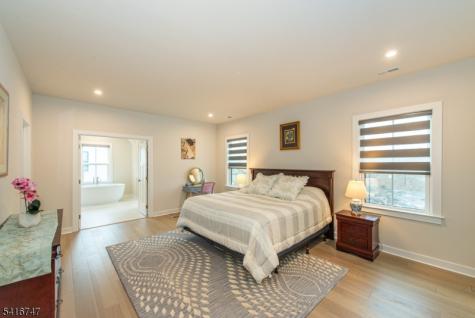 24 Willow Lane Parsippany-troy Hills NJ 07054