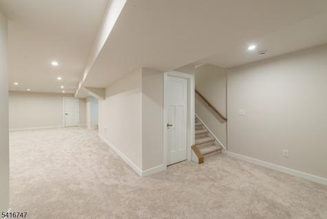 24 Willow Lane Parsippany-troy Hills NJ 07054