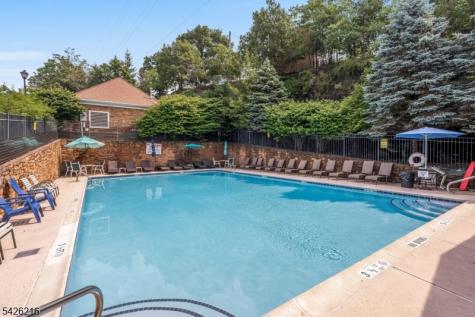 114 Ridge Drive Pompton Lakes NJ 07442