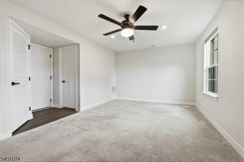 19 Kiln Aberdeen NJ 07721