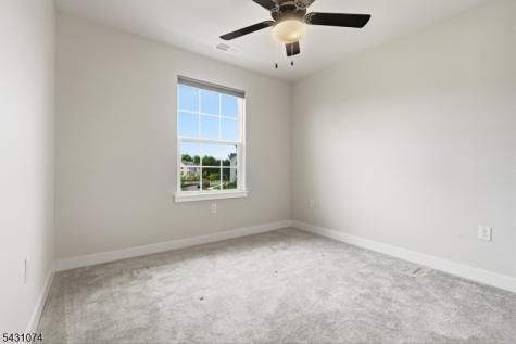 19 Kiln Aberdeen NJ 07721
