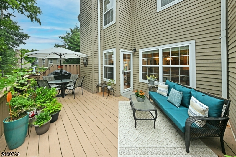 8 Hunter Road North Haledon NJ 07508