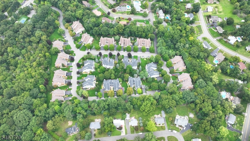 8 Hunter Road North Haledon NJ 07508