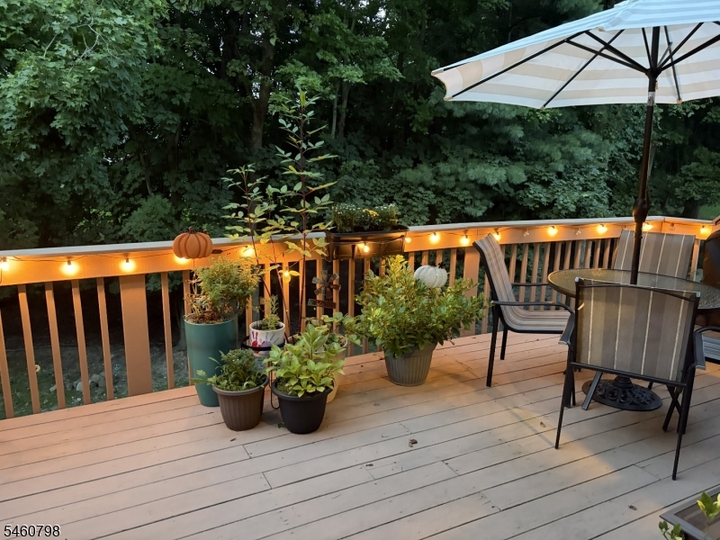 8 Hunter Road North Haledon NJ 07508