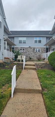 316 Ventnor Court Piscataway NJ 08854