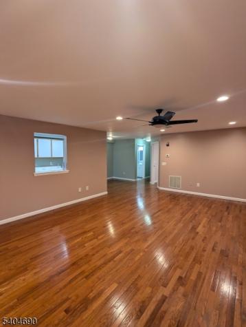 316 Ventnor Court Piscataway NJ 08854
