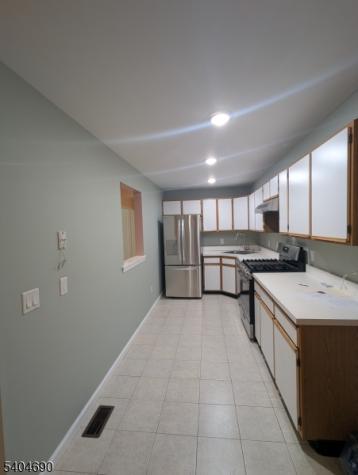 316 Ventnor Court Piscataway NJ 08854
