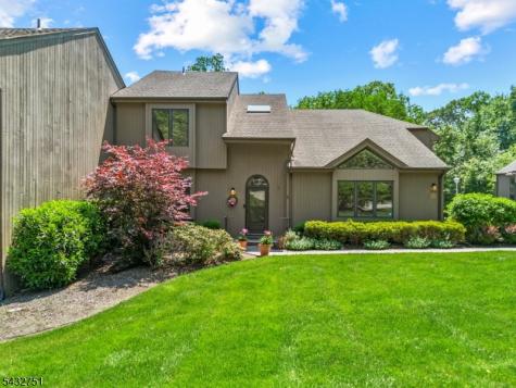 26 Sherwood Drive Mountain Lakes NJ 07046