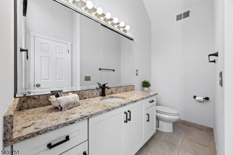 26 Sherwood Drive Mountain Lakes NJ 07046