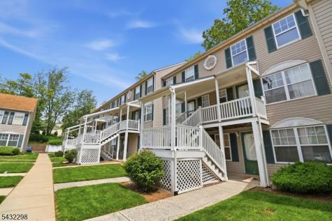 239 40th Street Irvington NJ 07111