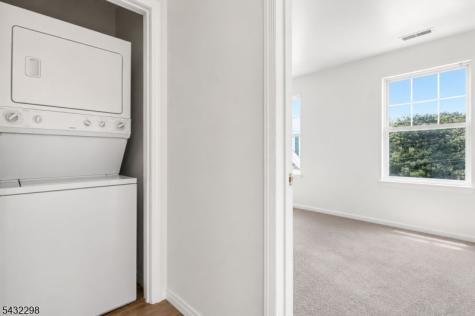 239 40th Street Irvington NJ 07111