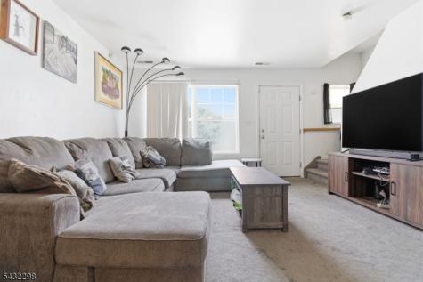 239 40th Street Irvington NJ 07111