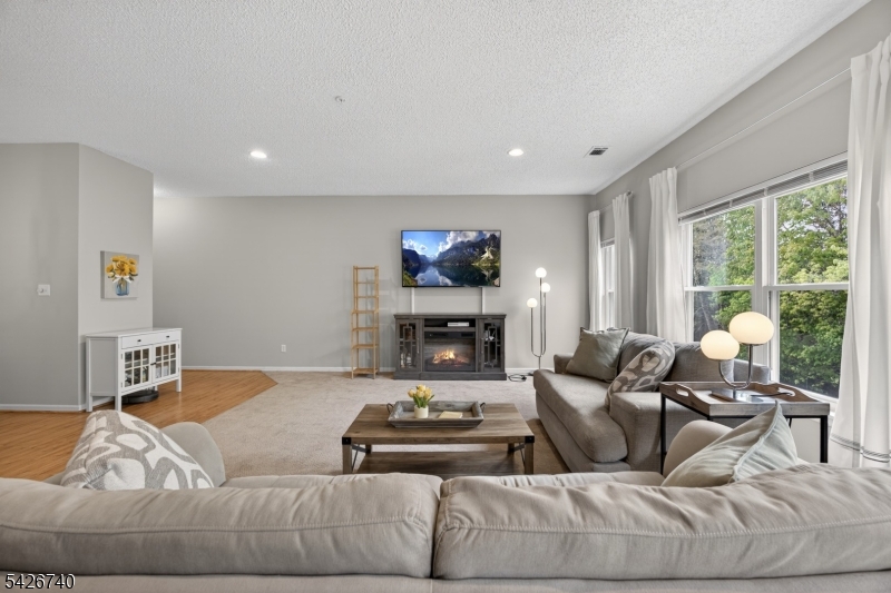 919 Burgundy Way Wayne NJ 07470