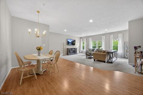 919 Burgundy Way Wayne NJ 07470
