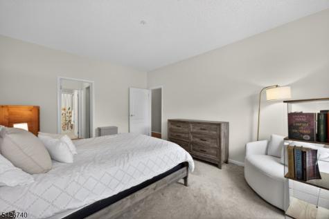 919 Burgundy Way Wayne NJ 07470