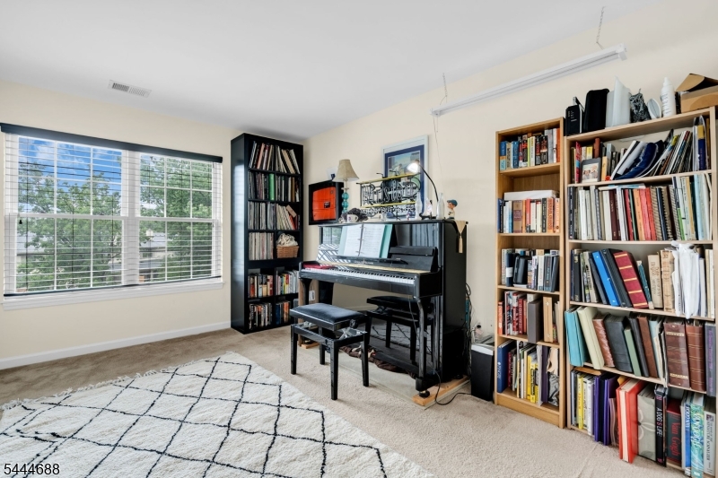 57 Fisher Drive Franklin NJ 08823