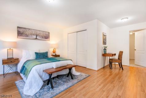 54 S Maple Avenue East Orange NJ 07018