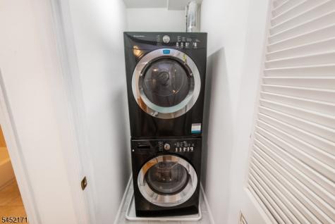 54 S Maple Avenue East Orange NJ 07018