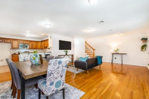 54 S Maple Avenue East Orange NJ 07018