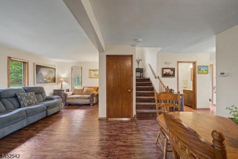 180 Dakota Drive Andover NJ 07848