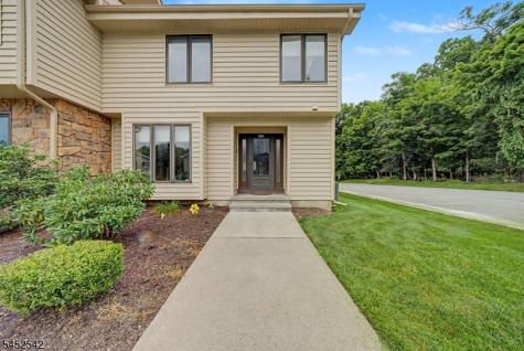180 Dakota Drive Andover NJ 07848